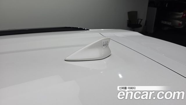 Kia Niro 2023 — photo 28