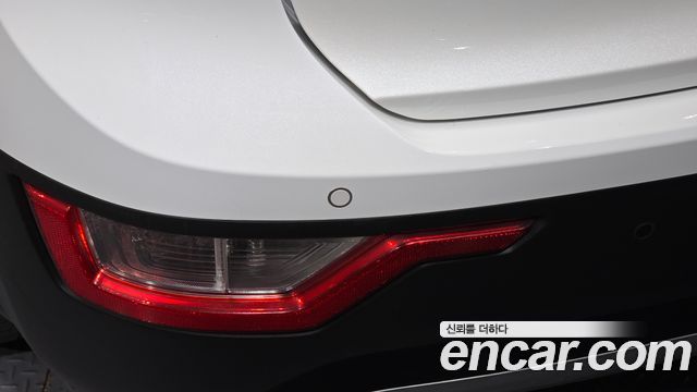 Kia Niro 2023 — photo 29