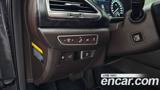 Genesis G90 2019 — photo 16
