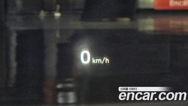 Genesis G90 2019 — photo 19