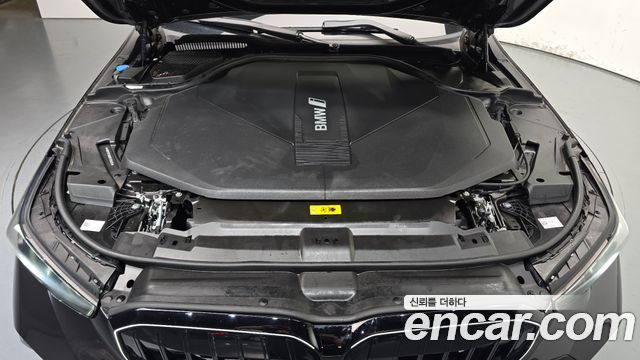 BMW i5 2024 — photo 6