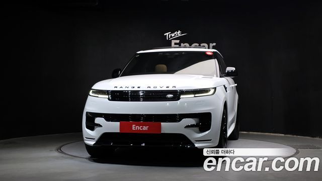 Land Rover Range Rover Sport 2025 — photo 3