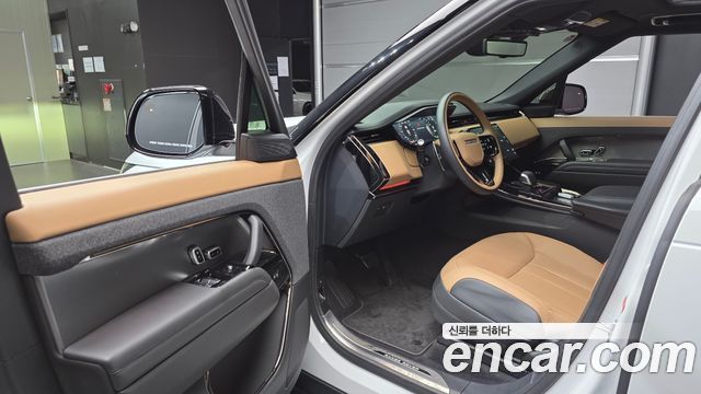 Land Rover Range Rover Sport 2025 — photo 13