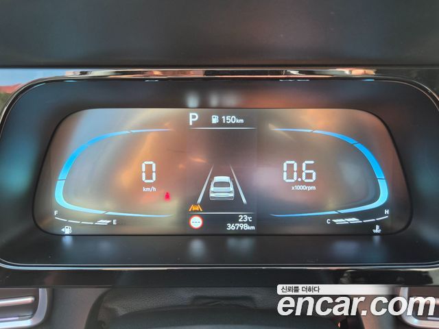 Hyundai AVANTE 2025 — photo 6