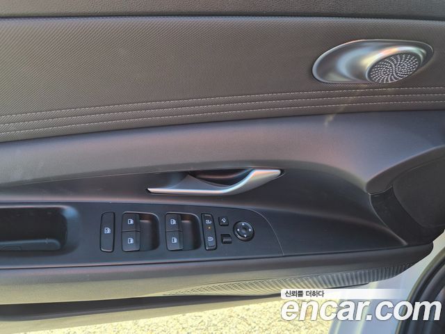 Hyundai AVANTE 2025 — photo 15