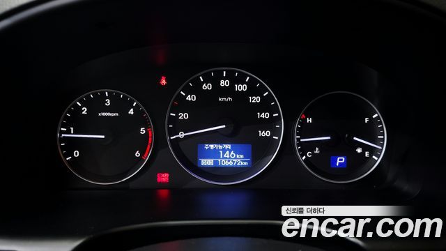Hyundai Starex 2020 — photo 8