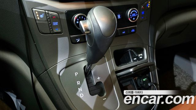 Hyundai Starex 2020 — photo 9