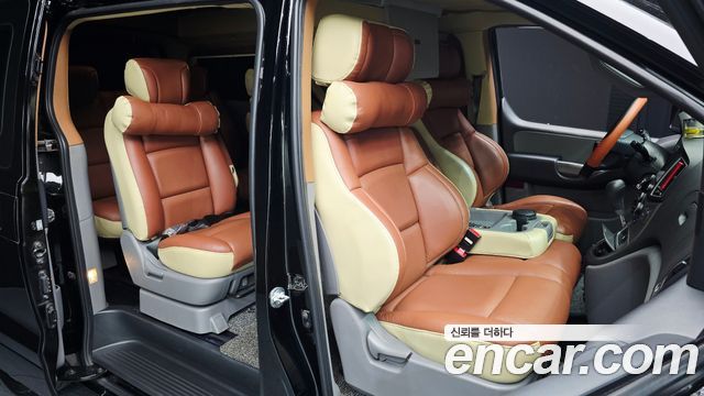 Hyundai Starex 2020 — photo 12
