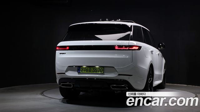 Land Rover Range Rover Sport 2026 — photo 4