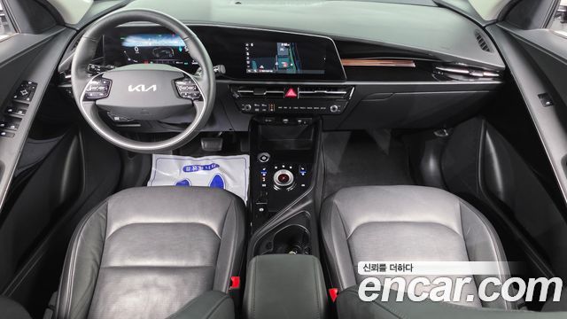 Kia Niro 2023 — photo 10