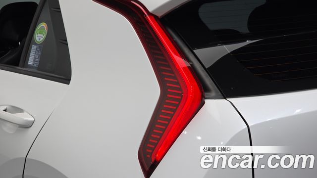 Kia Niro 2023 — photo 9