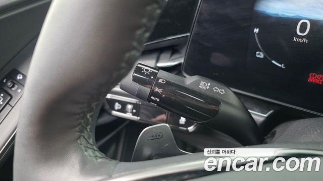 Kia Niro 2023 — photo 28