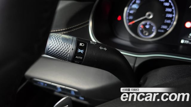 Genesis GV80 2022 — photo 27
