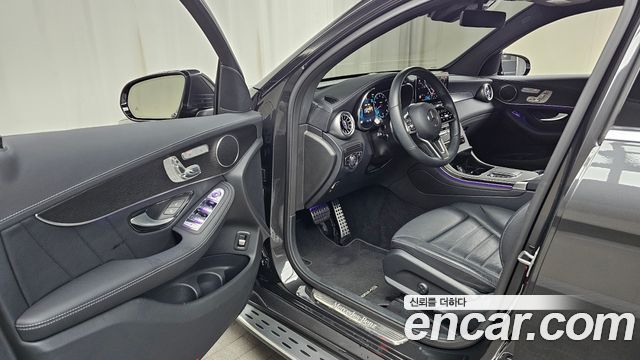 Mercedes-Benz GLC-Class 2021 — photo 13