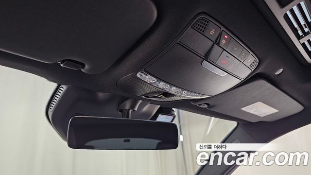 Mercedes-Benz GLC-Class 2021 — photo 25