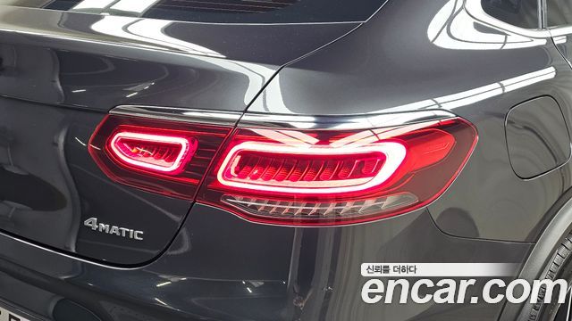Mercedes-Benz GLC-Class 2021 — photo 9