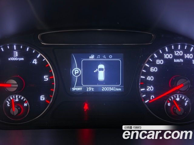 Kia Sorento 2015 — photo 8