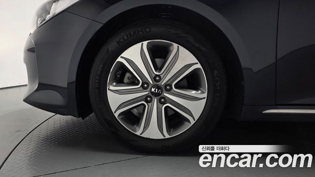 Kia K5 2018 — photo 5