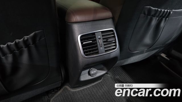 Kia K5 2018 — photo 33