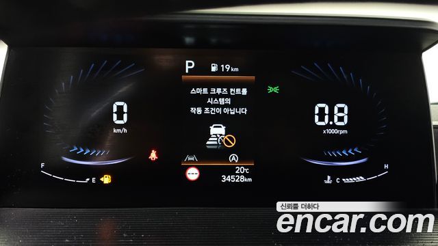 Hyundai Staria 2022 — photo 11
