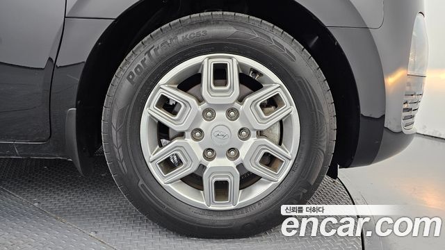 Hyundai Staria 2022 — photo 7