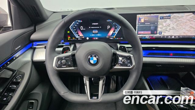 BMW 5-Series 2026 — photo 19