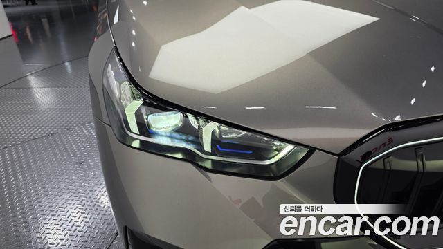 BMW 5-Series 2026 — photo 8