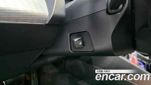 BMW 5-Series 2026 — photo 32