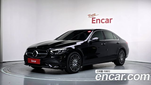 Mercedes-Benz C-Class 2024 — photo 1