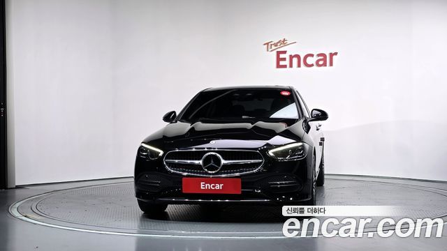 Mercedes-Benz C-Class 2024 — photo 3
