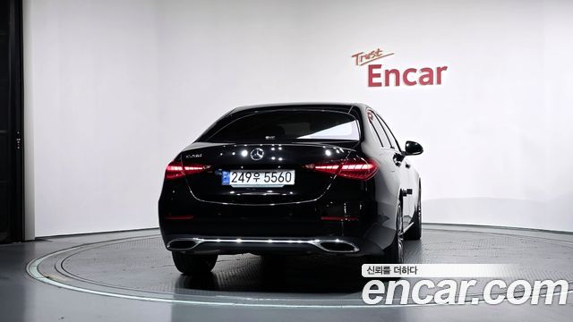 Mercedes-Benz C-Class 2024 — photo 4