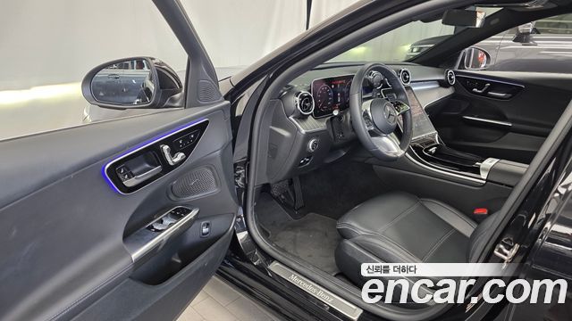 Mercedes-Benz C-Class 2024 — photo 13