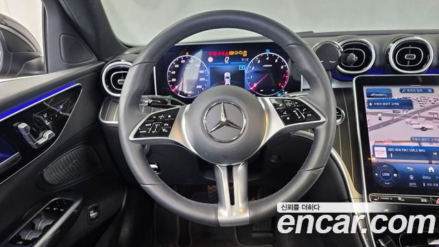 Mercedes-Benz C-Class 2024 — photo 18