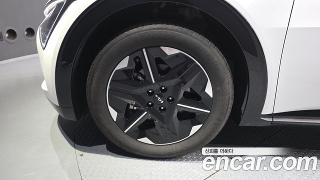 Kia EV6 2025 — photo 5