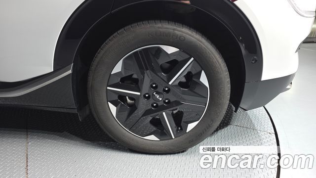 Kia EV6 2025 — photo 7