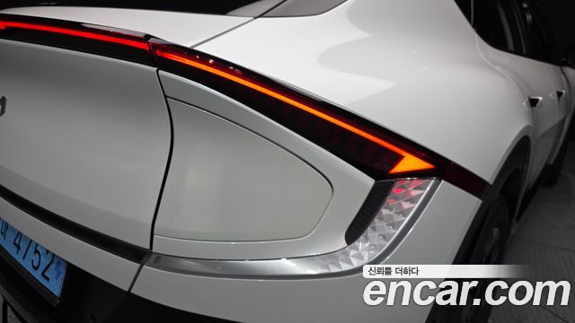 Kia EV6 2025 — photo 9