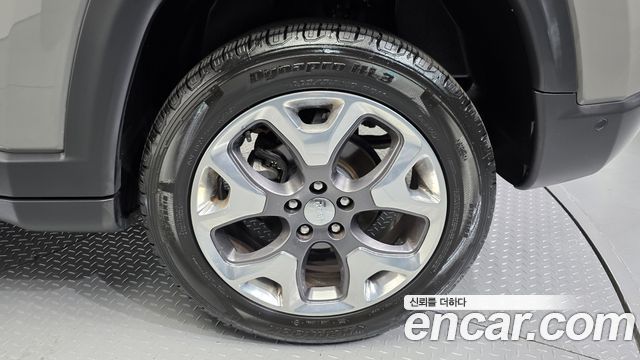 Jeep Compass 2020 — photo 7