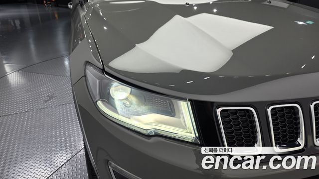 Jeep Compass 2020 — photo 8