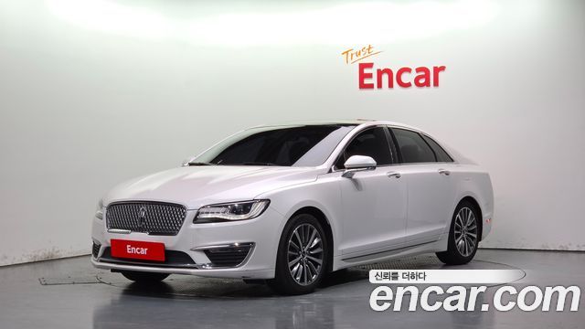 Lincoln MKZ 2018 — photo 1