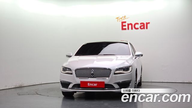 Lincoln MKZ 2018 — photo 3