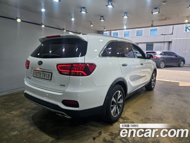 Kia Sorento 2018 — photo 4
