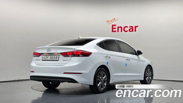 Hyundai AVANTE 2016 — photo 2