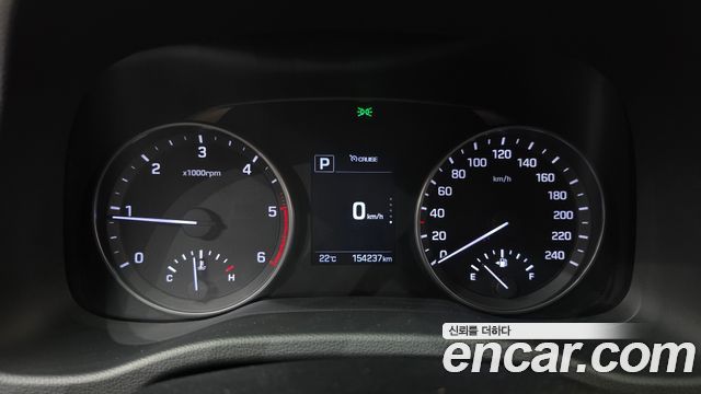 Hyundai AVANTE 2016 — photo 11