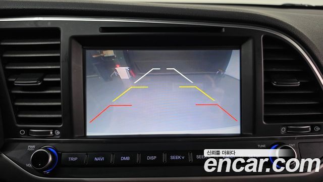 Hyundai AVANTE 2016 — photo 20