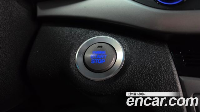 Hyundai AVANTE 2016 — photo 27