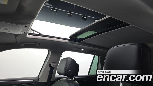 Volkswagen Tiguan 2020 — photo 25