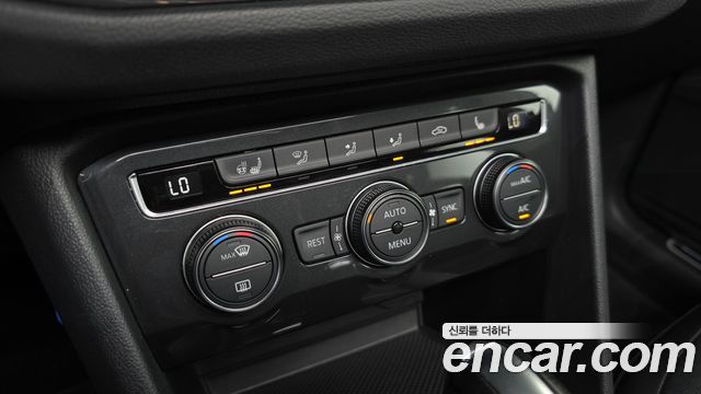 Volkswagen Tiguan 2020 — photo 30