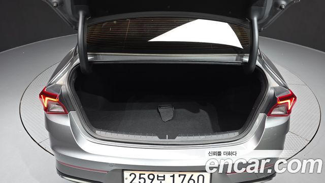 Kia K5 2022 — photo 26