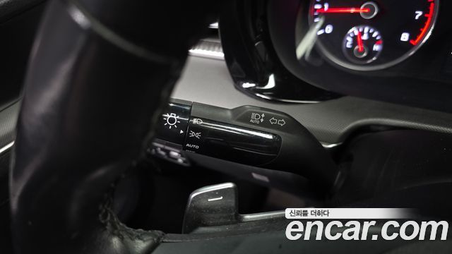 Kia K5 2022 — photo 28