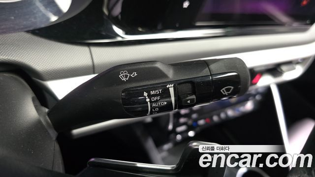 Kia K5 2022 — photo 29